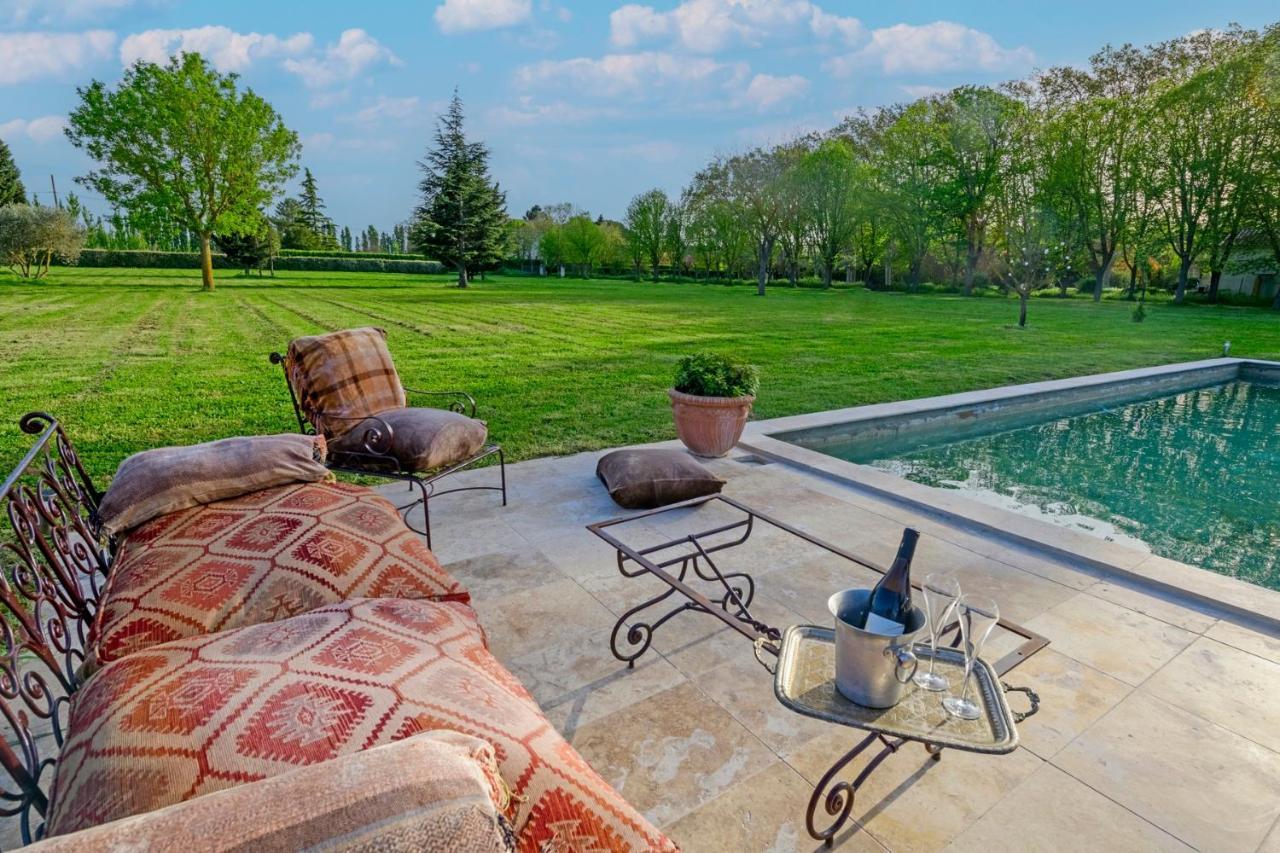 Bastide De Bellegarde Bed and Breakfast Avignon Exteriör bild